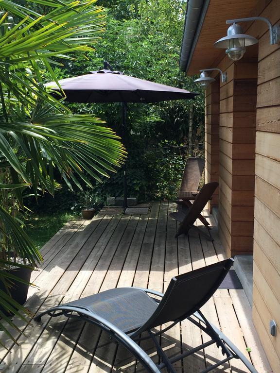 Chambre D'Hotes Du Clos Bamboo เมรินแญค ภายนอก รูปภาพ